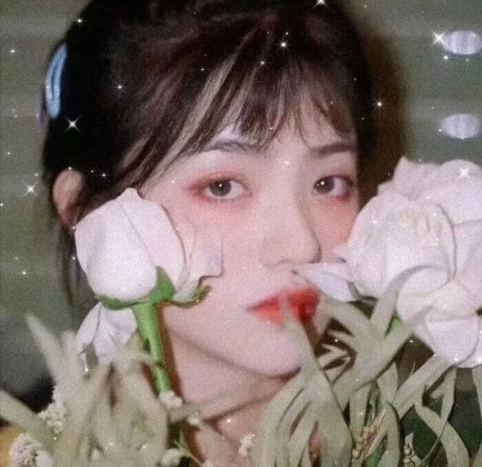 香闺春暖